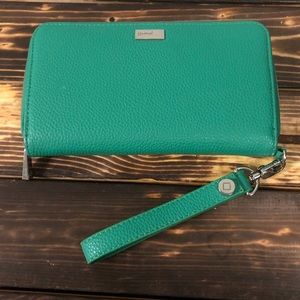 Thirty-One All About the Benjamins Wallet w/Strap